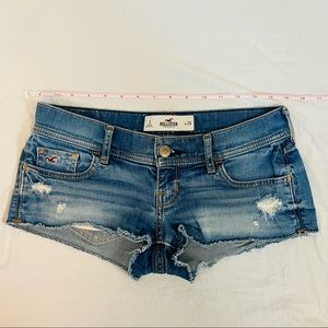 Hollister denim shorts size 3/26